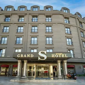 Hotel Grand S, Istanboel