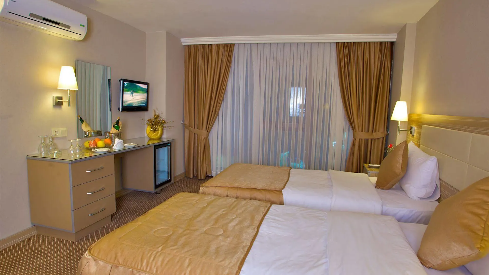 Hotel Grand Emin Istanboel 3*,